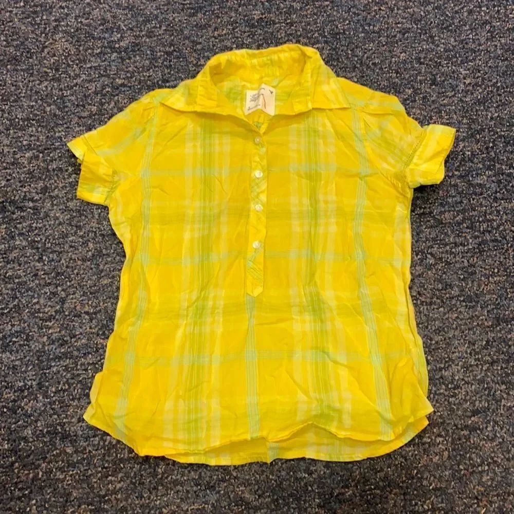 American Eagle Outfitters *Lot of 2* Tops sz. 4